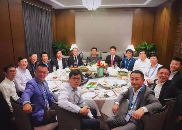 为什么一定要考好学校？一张互联网大佬“乌镇聚餐”照告诉你真相！