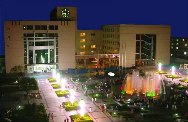 这所传说中的“高考第一牛校”是怎么炼成的？