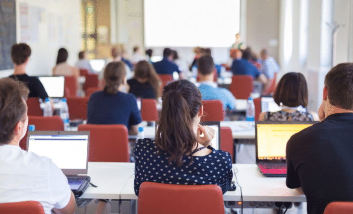 12大适合“学霸报考”的大学专业，想学好太难了！