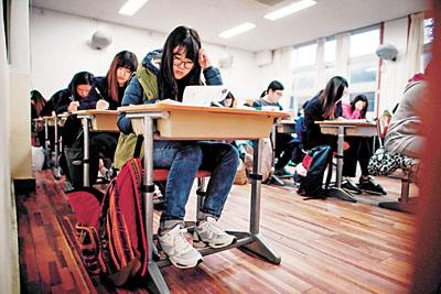 别把高考冲刺班当成“救命稻草”