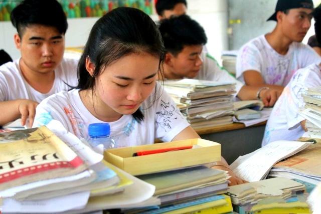 文科生 VS 理科生，毕业10年后谁的前途更灿烂？