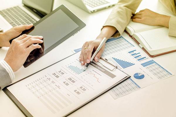 文科女生最爱的4大专业，好就业高工资，天生为女生设计