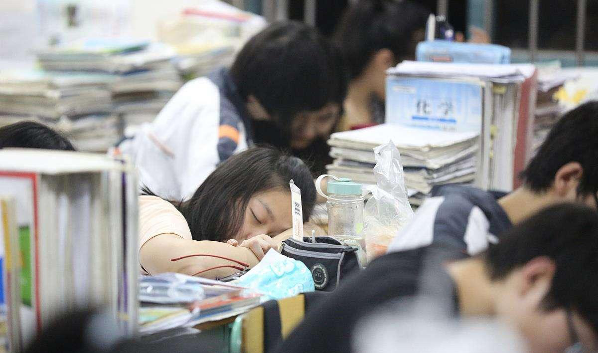 高考数学从67分到142分，我是如何1年时间做到的！ 