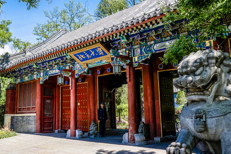 清华学霸一语道破：985/211和普通本科真正区别