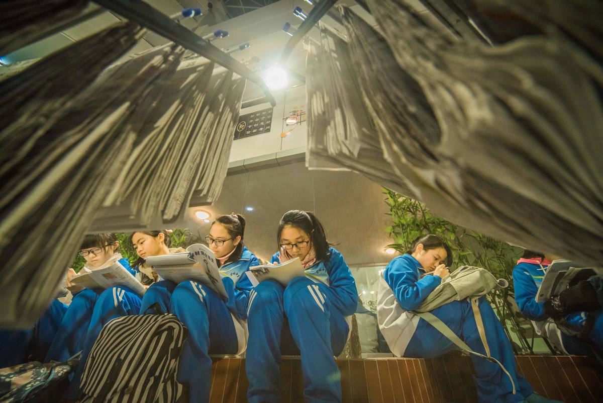 本科一批招生却无一人报考，这所高校的尴尬，暴露什么？