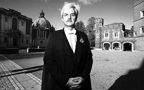 英国伊顿公学校长托尼·利特尔 英国伊顿公学校长托尼·利特尔