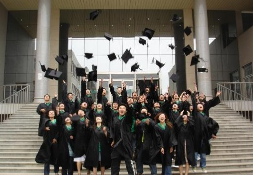 为什么有些家长不愿意让孩子读技校或者职高？